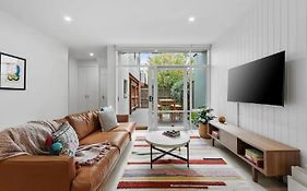 The Richmond House By Ready Set Stay